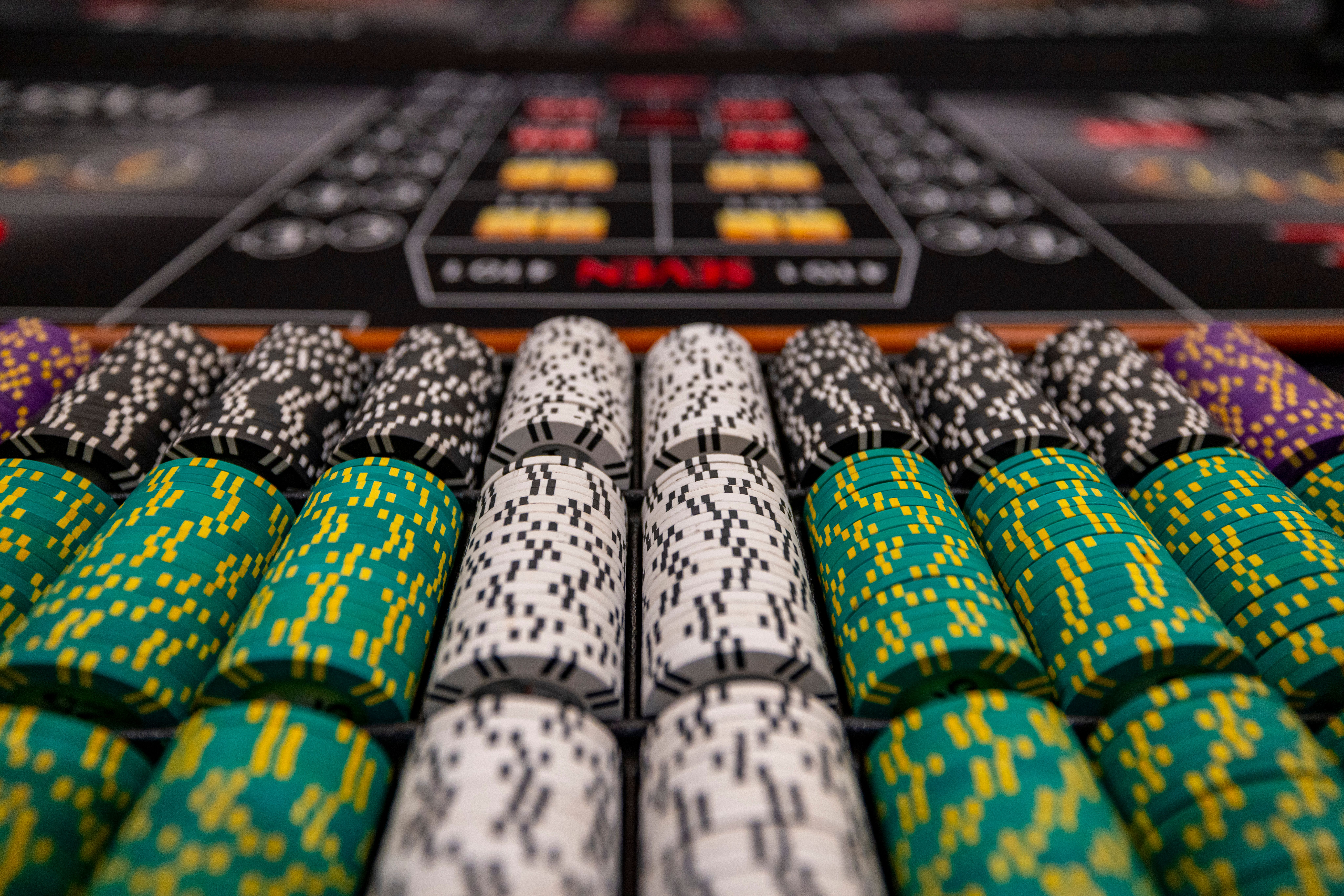 niezawodny Duelz Casino bonus lojalnościowy baner w Poland