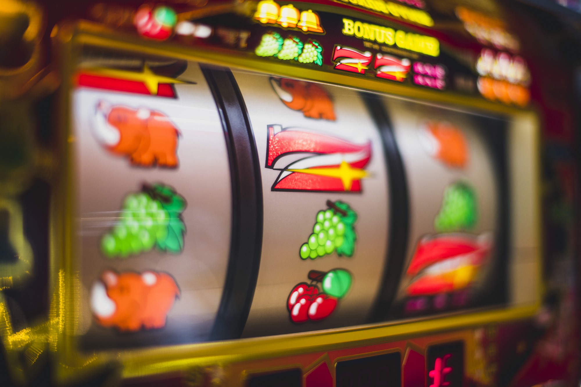πιστοποιημένο Hugewin Casino εβδομαδιαίο μπόνους προώθηση στην Greece